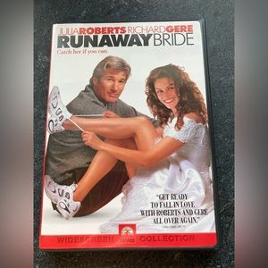 2/$10 - Runaway Bride DVD - preowned condition